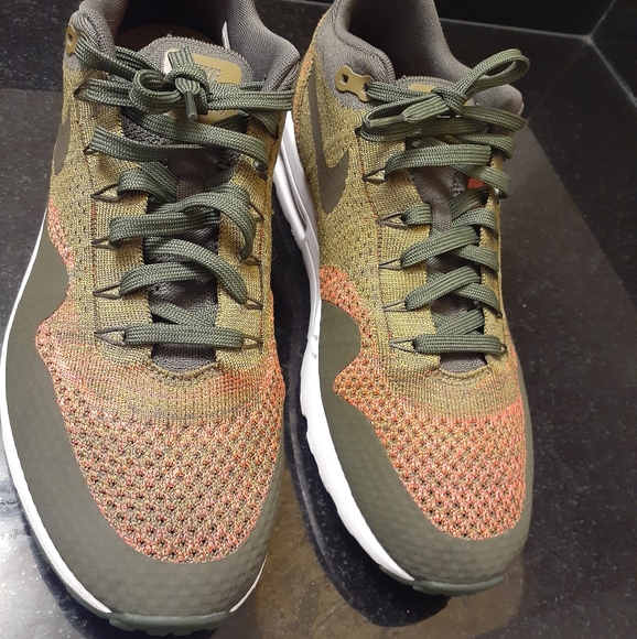 nike air max 1 ultra flyknit olive